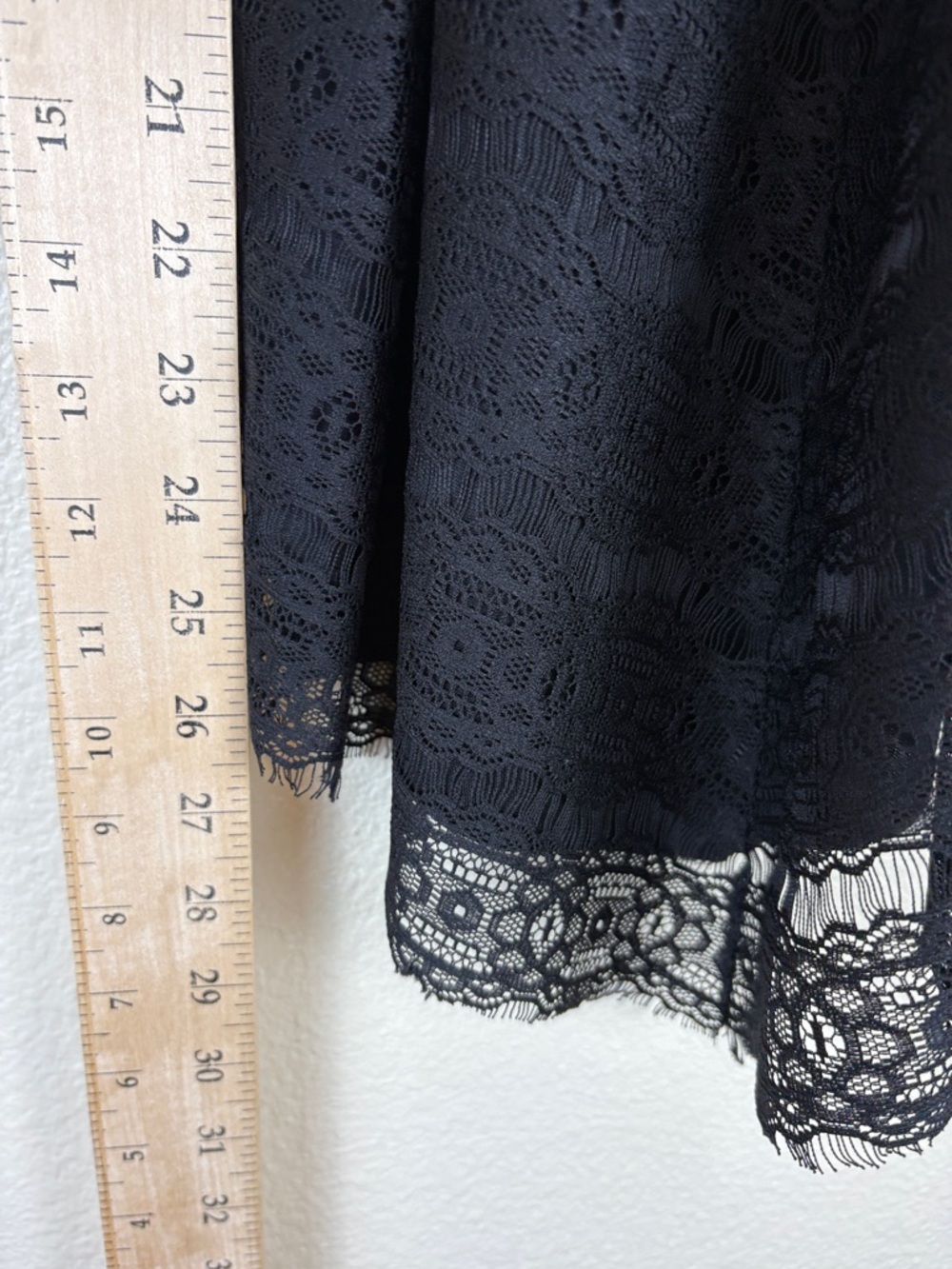 Three Pink Hearts Lace overlay black top Juniors High neck sleeveless top Medium - Picture 9 of 10